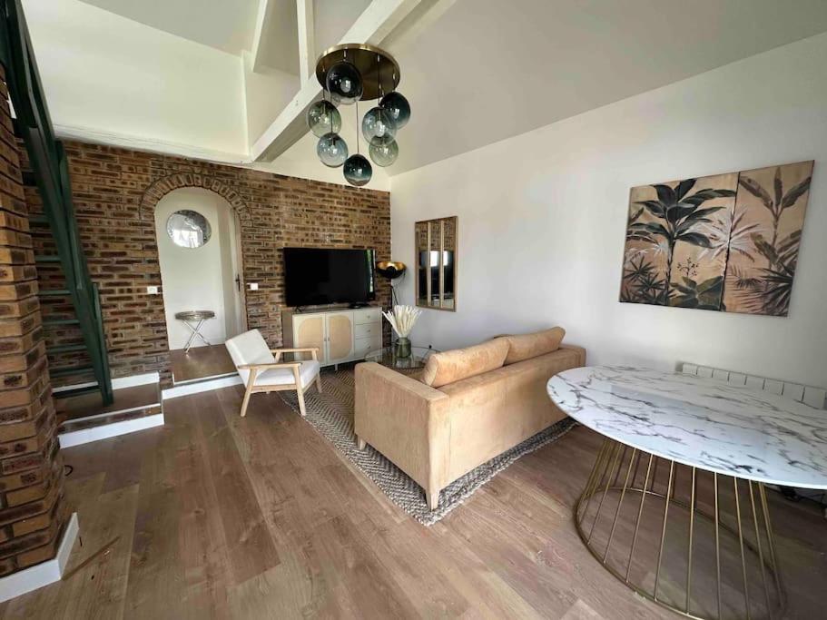 ווילג'וף Maison Jardin Proche Paris מראה חיצוני תמונה